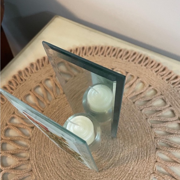 Dried Florals Mirrored Candle Holder w/ Candle - Picture 4 of 5